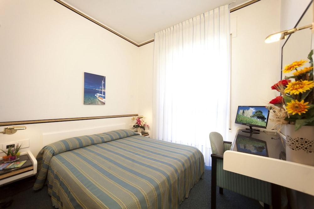 Hotel Il Telamonio Talamone Bagian luar foto