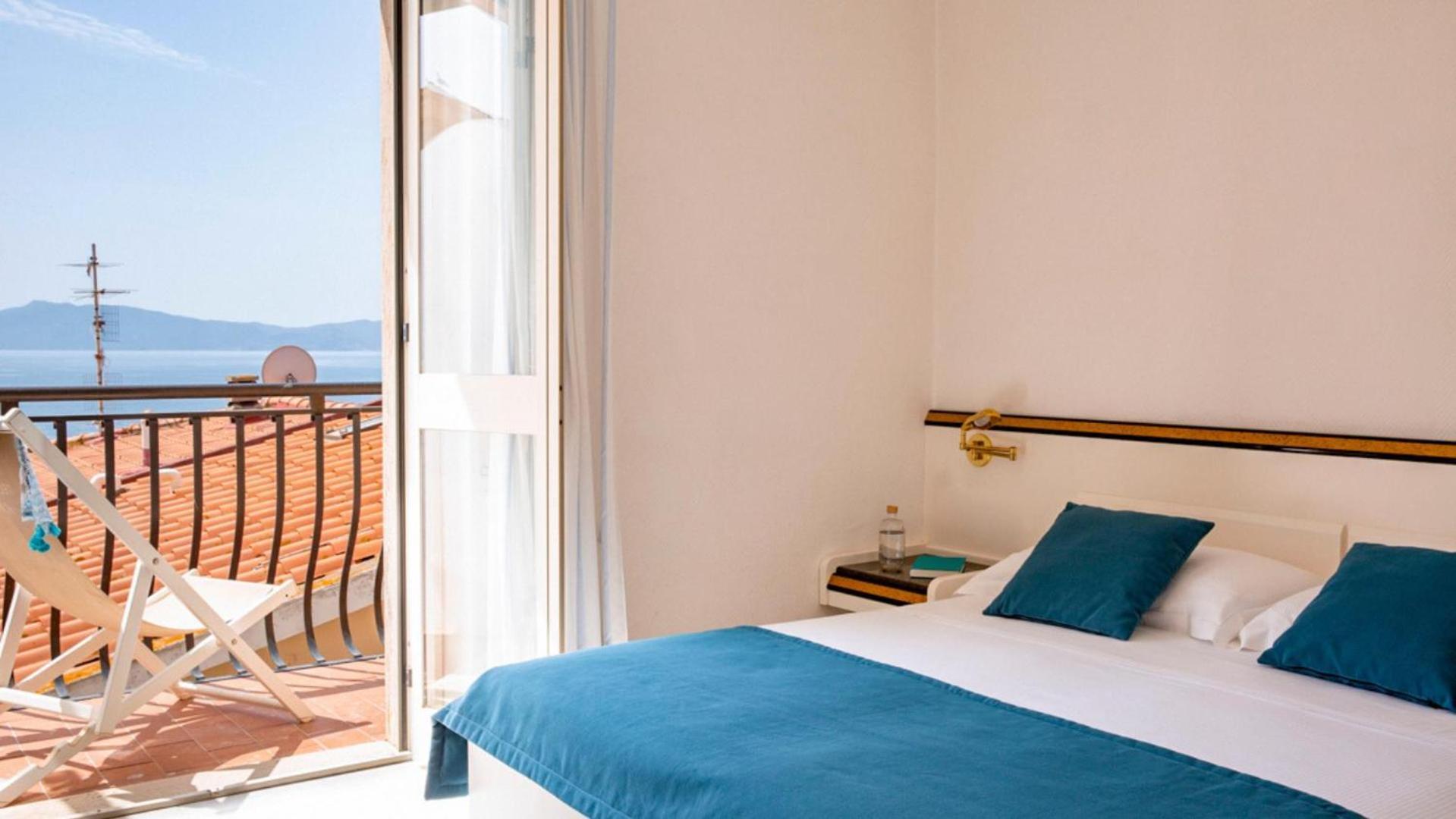 Hotel Il Telamonio Talamone Bagian luar foto