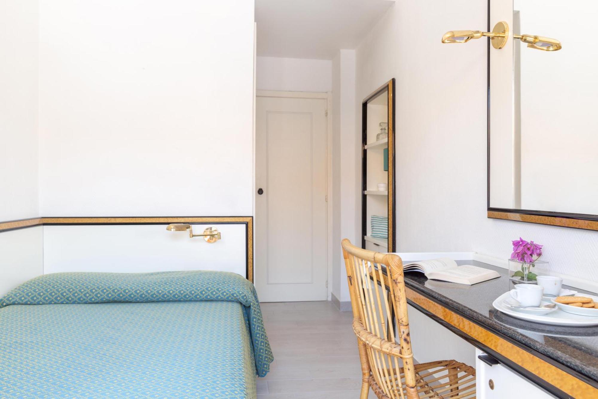 Hotel Il Telamonio Talamone Bagian luar foto
