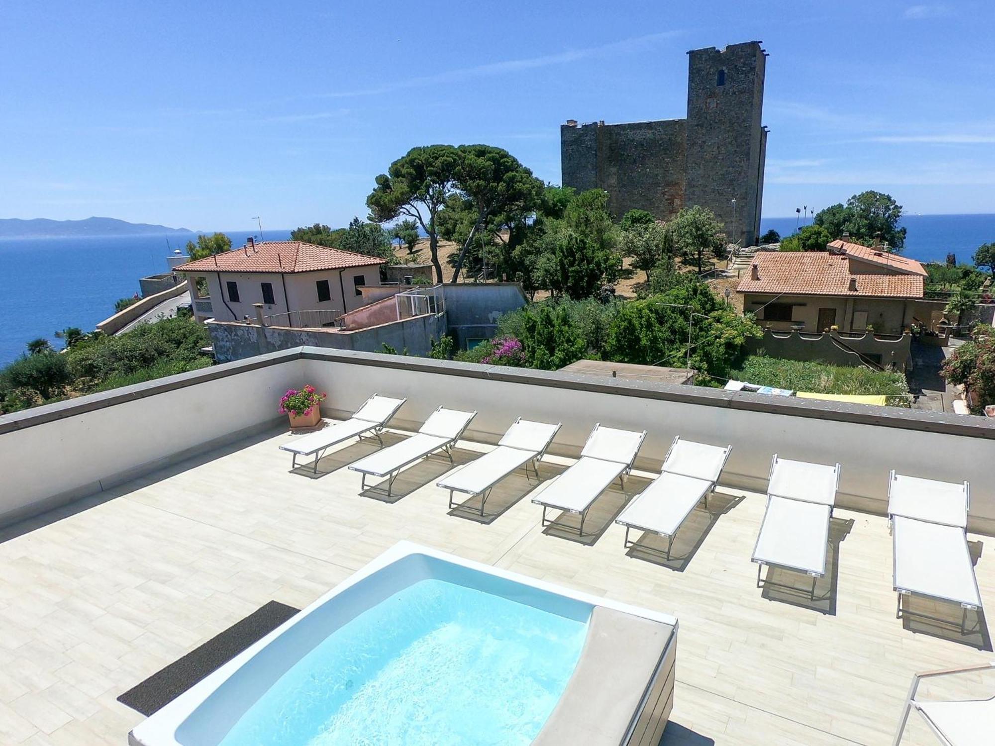 Hotel Il Telamonio Talamone Bagian luar foto