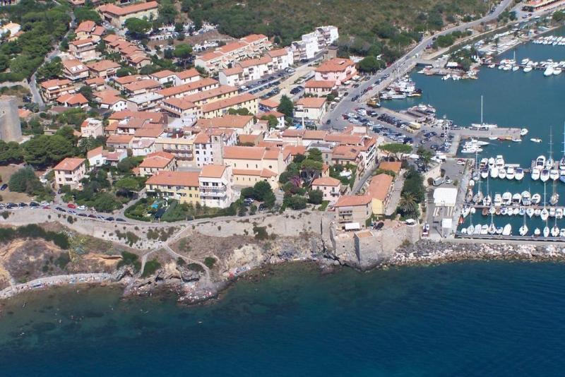 Hotel Il Telamonio Talamone Bagian luar foto